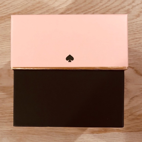 BNWT KATE SPADE LIMITED EDITION WATCH.